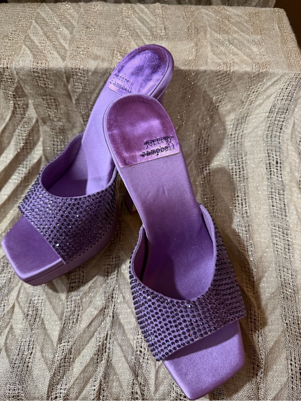 Jeffrey Campbell Hollywood Women's Purple Satin rhinestone Embellished 7.5 new